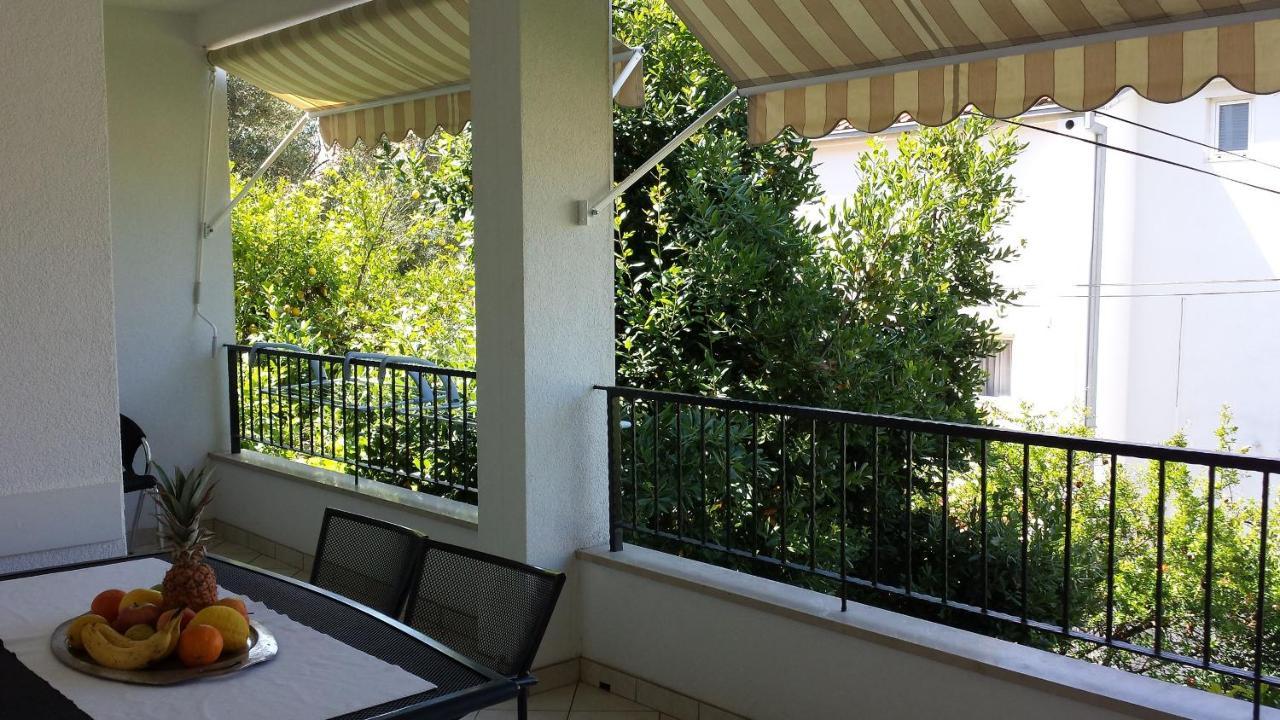Apartments With A Parking Space Makarska - 11361 Екстериор снимка