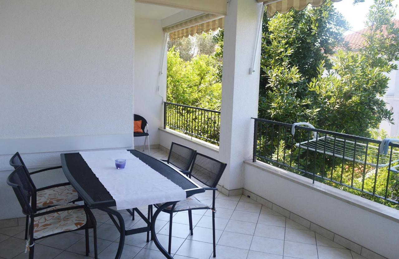 Apartments With A Parking Space Makarska - 11361 Екстериор снимка